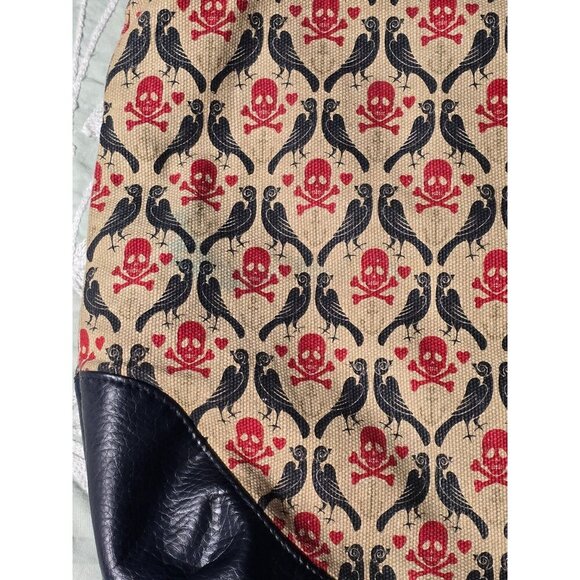 Loungefly ❤ Logo Skull & Crossbones Tote - Picture 8 of 10